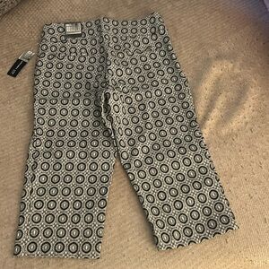Patterned pants